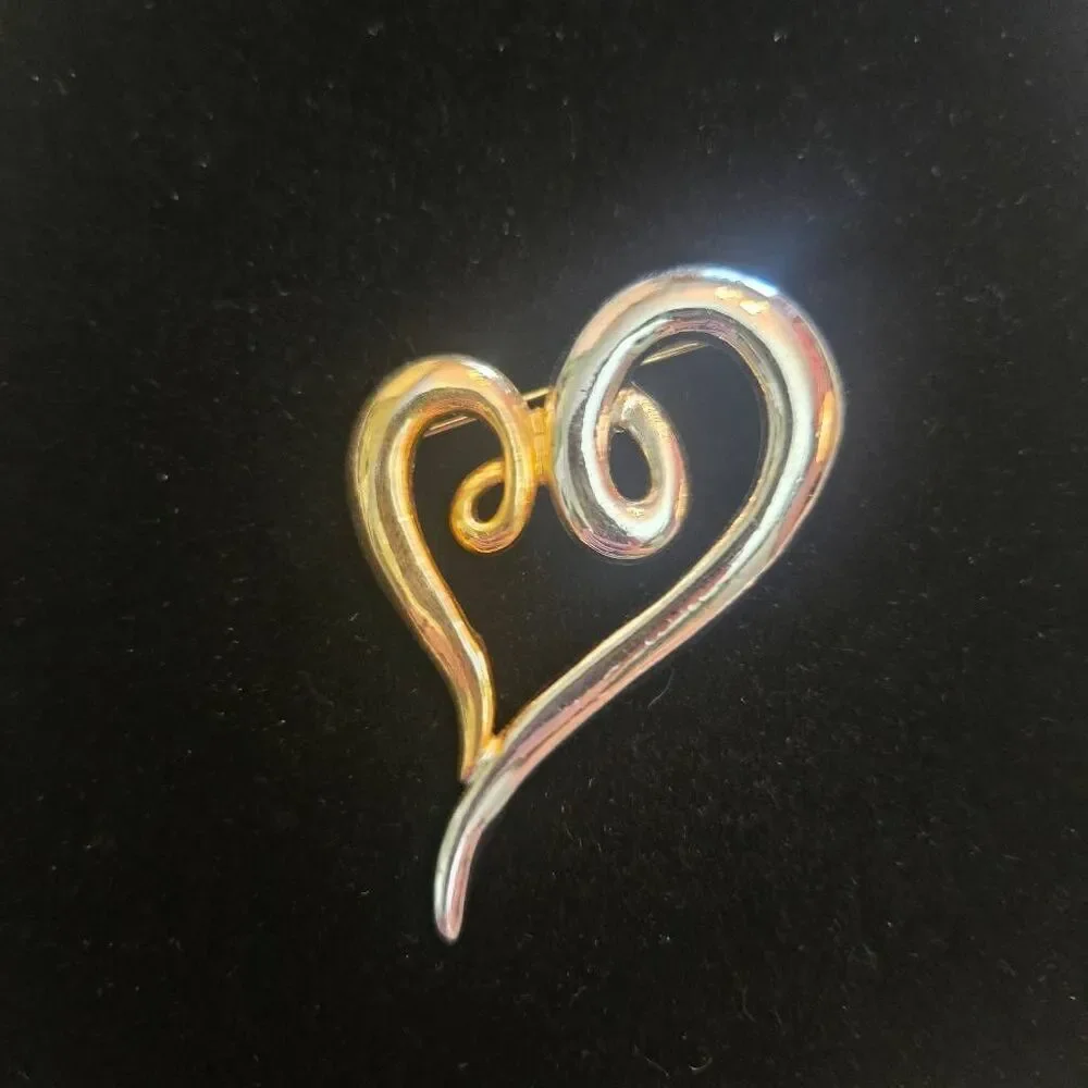 Vintage Silver & Gold 2 Tone Puffy Heart Brooch Pin